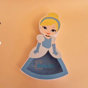 Archivo digital para recortar y armar caja en forma de princesa