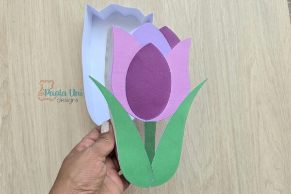 Archivo para recortal y armar caja en forma de tulipán